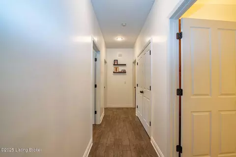 Entry Way - 3113 Deckard School Rd, Radcliff, KY 40160 photo 4 of 4