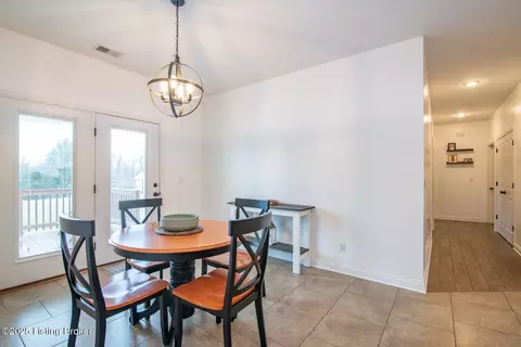 Dining - 3113 Deckard School Rd, Radcliff, KY 40160 photo 5 of 5