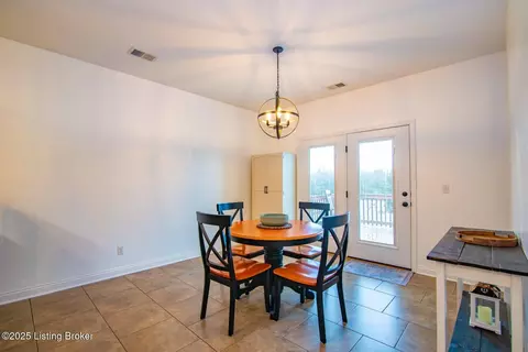 Dining - 3113 Deckard School Rd, Radcliff, KY 40160 photo 4 of 5