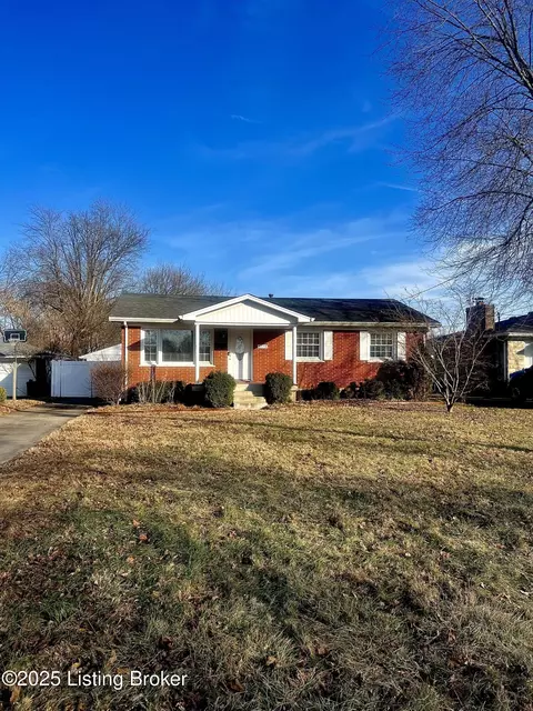 5115 Graston Ct, Louisville, KY 40216