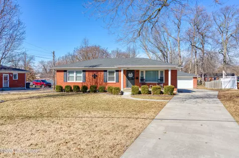 2413 Adrienne Way, Louisville, KY 40216