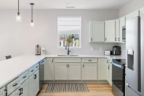 Kitchen - 116 King Rd, Pendleton, KY 40055 photo 6 of 8