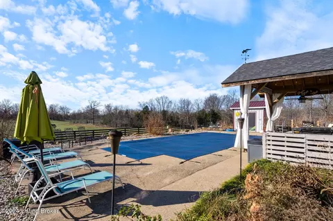 Exterior - 116 King Rd, Pendleton, KY 40055 photo 8 of 12