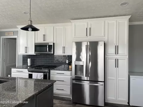 505 Alexis Blvd, Clarkson, KY 42726 photo 5