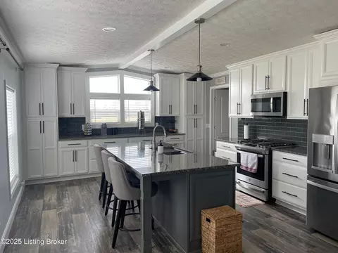 505 Alexis Blvd, Clarkson, KY 42726 photo 3