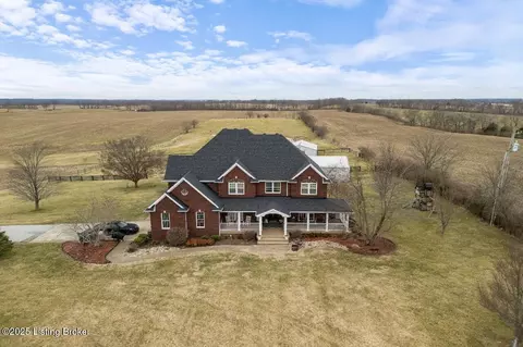 9656 Bloomfield Rd, Bloomfield, KY 40008