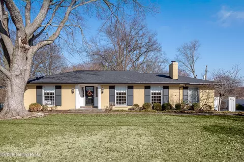 905 Cannons Ln, Louisville, KY 40207