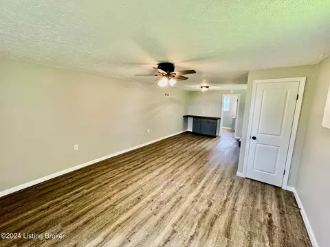 104 Rizer Ave, Springfield, KY 40069 photo 22