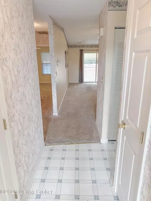 166 Walnut Ave, Mount Washington, KY 40047 photo 12
