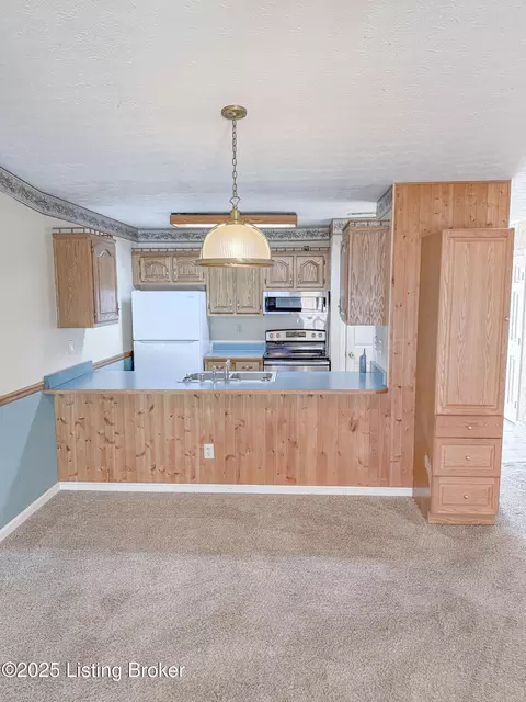 166 Walnut Ave, Mount Washington, KY 40047 photo 7
