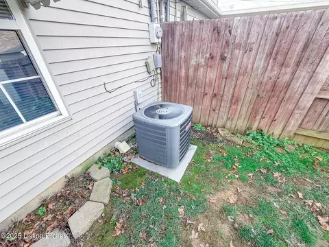 166 Walnut Ave, Mount Washington, KY 40047 photo 25