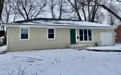 2010 Patricia Dr, Louisville, KY 40272