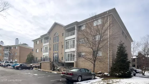 8500 Atrium Dr #202, Louisville, KY 40220