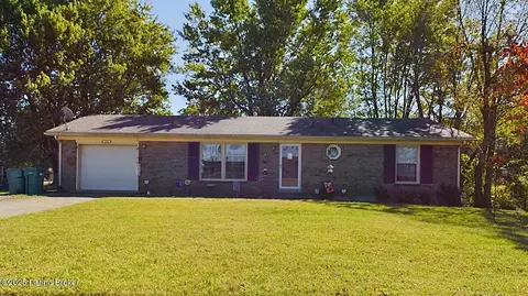 319 NW Pear Orchard Nw Rd, Elizabethtown, KY 42701