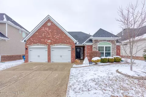 2007 Carabiner Way, Louisville, KY 40245