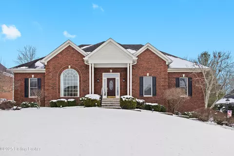 52 Osage Trl, Louisville, KY 40245