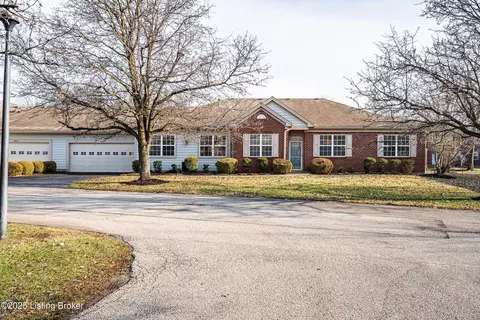 5027 Cotehele Ln, Louisville, KY 40241