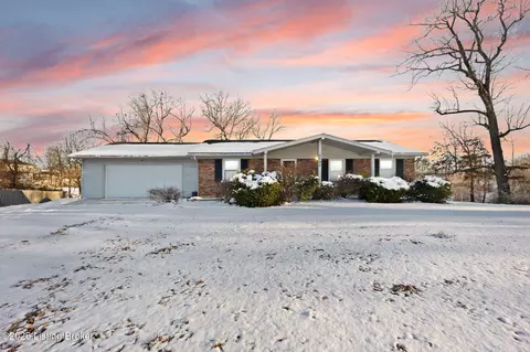 2790 Hill St, Vine Grove, KY 40175