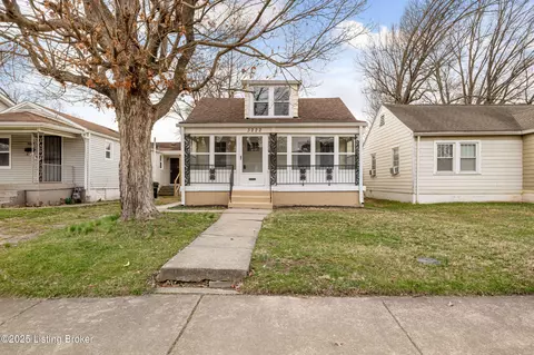 3222 Dumesnil St, Louisville, KY 40211