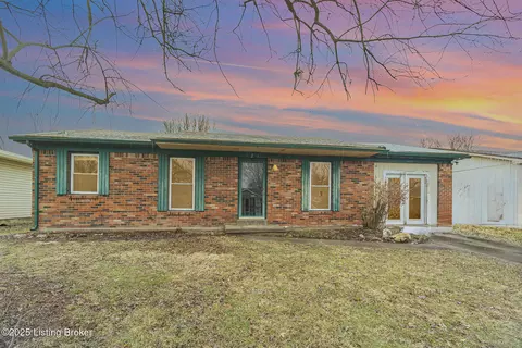921 Senate Ave, Jeffersonville, IN 47130