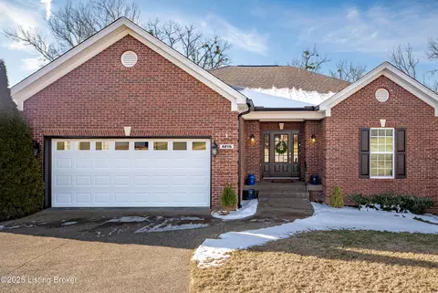4216 Brook Farm Pl, Louisville, KY 40299