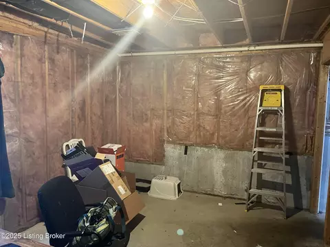 Other - 125 Oak Dr, Springfield, KY 40069 photo 4 of 8