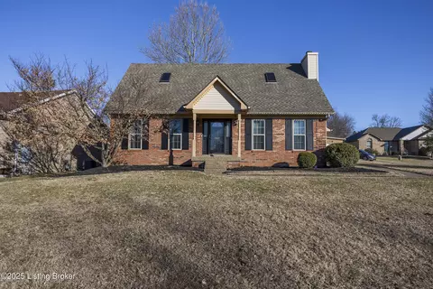7409 Rome Beauty Pl, Louisville, KY 40228