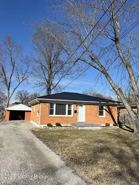 5913 Noah Dr, Louisville, KY 40258