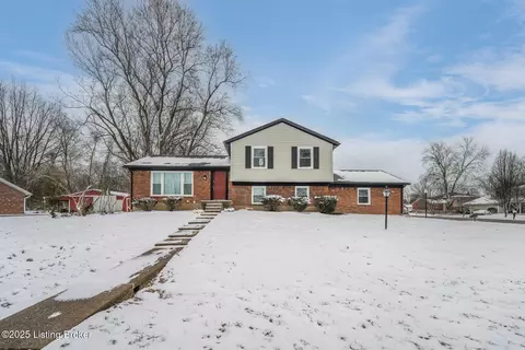 6723 Fordham Ln, Louisville, KY 40291