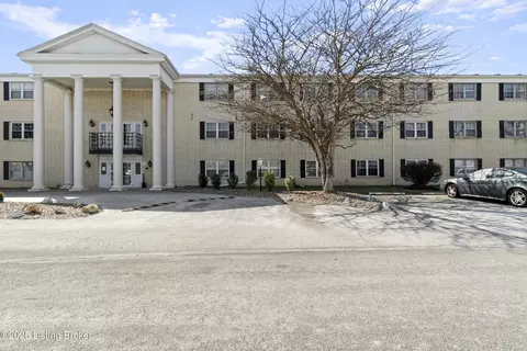 270 El Conquistador Pl #270, Louisville, KY 40220