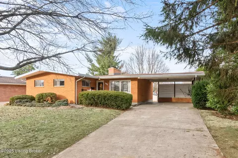 7903 White Cedar Pl, Louisville, KY 40219
