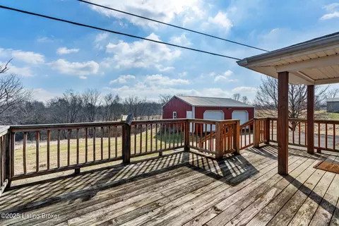 Exterior - 638 Brownsboro Rd, Pendleton, KY 40055 photo 2 of 5