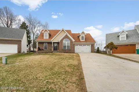 4702 Napa Ridge Ct, Louisville, KY 40299