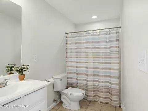 Bath - 260 Cedar Run Rd, Pendleton, KY 40055 photo 5 of 7