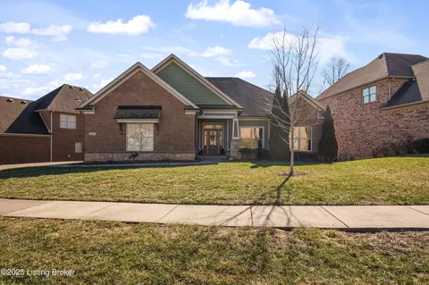 518 Academy Ridge Pl, Louisville, KY 40245