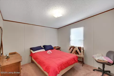 Bedroom - 1008 Pattons Creek Rd, Pendleton, KY 40055 photo 4 of 4