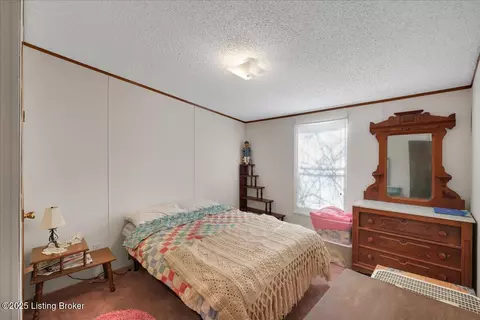 Bedroom - 1008 Pattons Creek Rd, Pendleton, KY 40055 photo 3 of 4