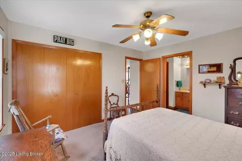 Bedroom - 1180 Pattons Creek Rd, Pendleton, KY 40055 photo 7 of 9