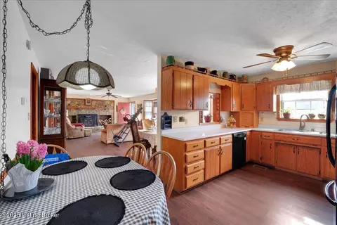 Kitchen - 1180 Pattons Creek Rd, Pendleton, KY 40055 photo 1 of 7