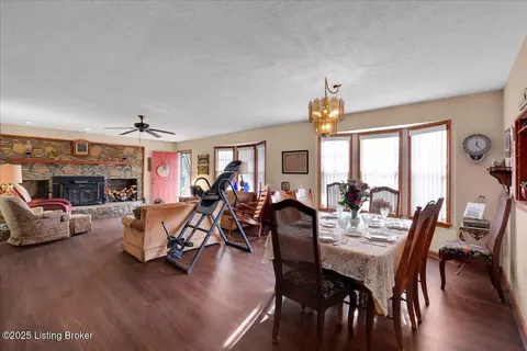 Dining - 1180 Pattons Creek Rd, Pendleton, KY 40055 photo 3 of 5