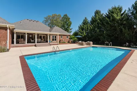 6905 Windham Pkwy, Prospect, KY 40059 photo 61