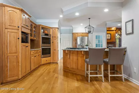 6905 Windham Pkwy, Prospect, KY 40059 photo 19