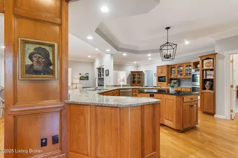 6905 Windham Pkwy, Prospect, KY 40059 photo 14