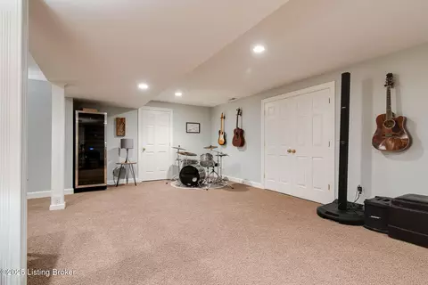 6905 Windham Pkwy, Prospect, KY 40059 photo 47