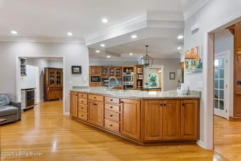 6905 Windham Pkwy, Prospect, KY 40059 photo 17