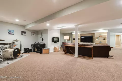 6905 Windham Pkwy, Prospect, KY 40059 photo 45
