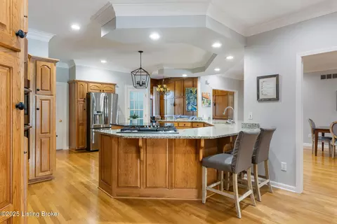 6905 Windham Pkwy, Prospect, KY 40059 photo 15