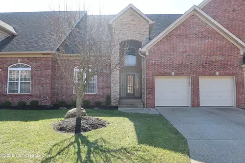 3234 Ridge Brook Cir, Louisville, KY 40245