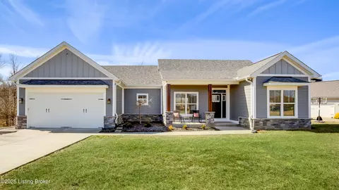 6600 Hypoint Ridge Rd, Crestwood, KY 40014