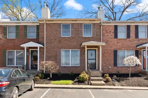140 Gardiner Lake Rd, Louisville, KY 40205